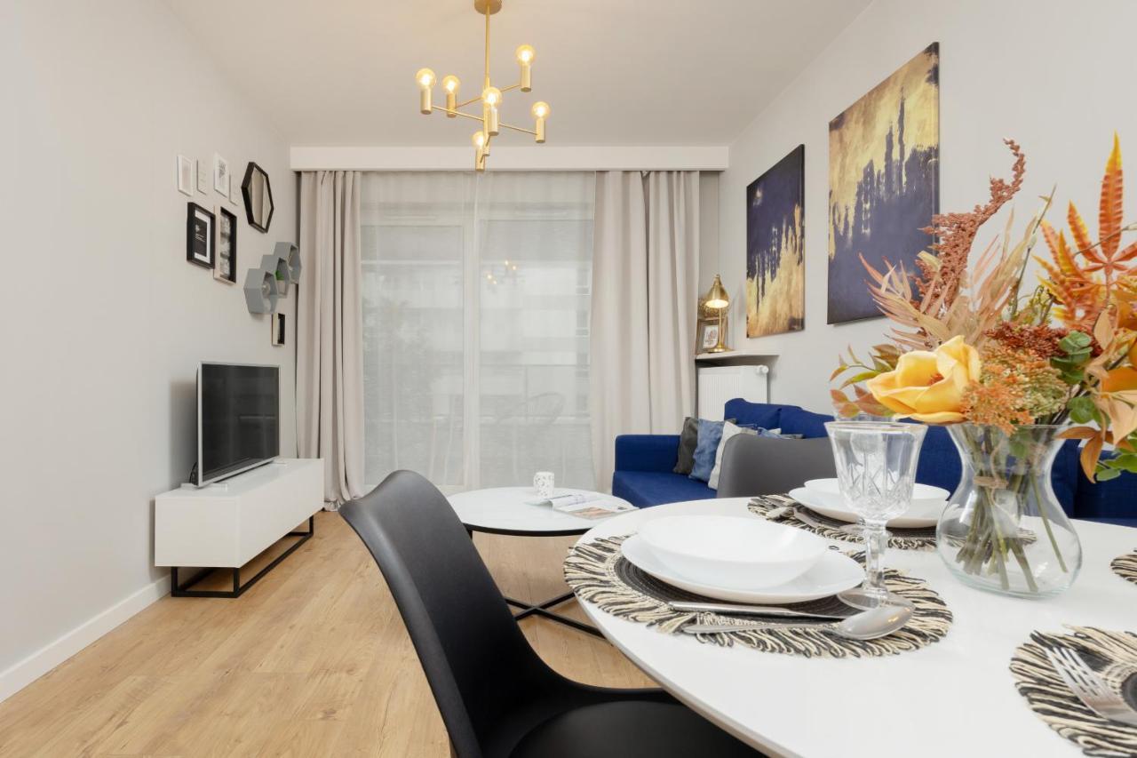 Modern Apartment With Balcony Mokotow Business Centre By Noclegi Renters Varsóvia Exterior foto