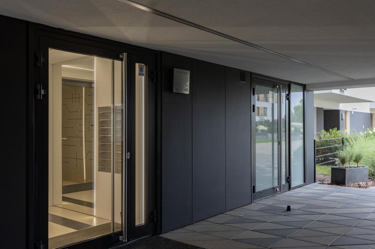 Modern Apartment With Balcony Mokotow Business Centre By Noclegi Renters Varsóvia Exterior foto